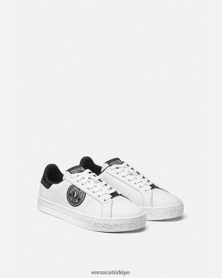 Versace Court 88 V amblemli logolu spor ayakkabı erkekler siyah beyaz ayakkabı B0HHR82444