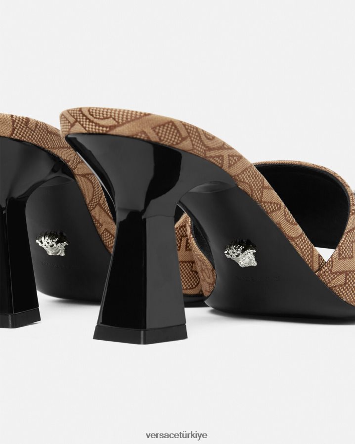 Versace her yerde katır kadınlar kahverengi ayakkabı B0HHR8441